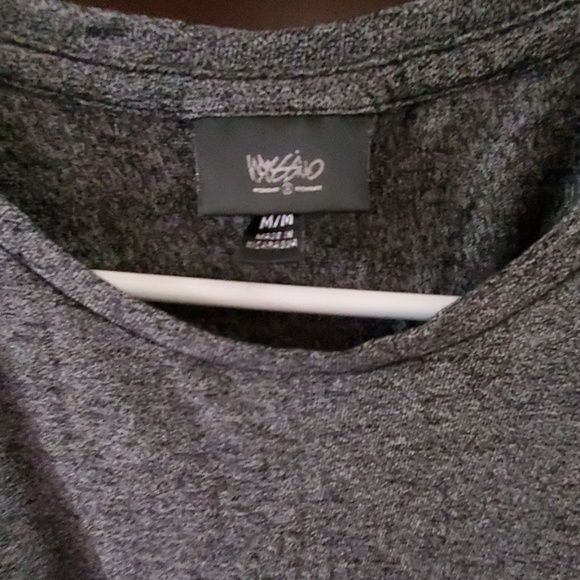 Mossimo Women's Shirt - Picture 2 of 3